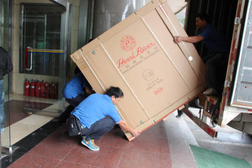 临县钢琴贵重工艺品无忧运